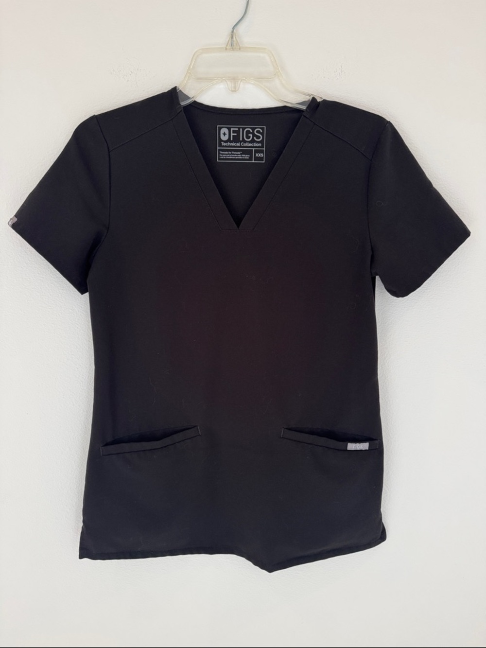 FIGS Women’s Casma 3-Pocket Scrub Top XXS, NWOT